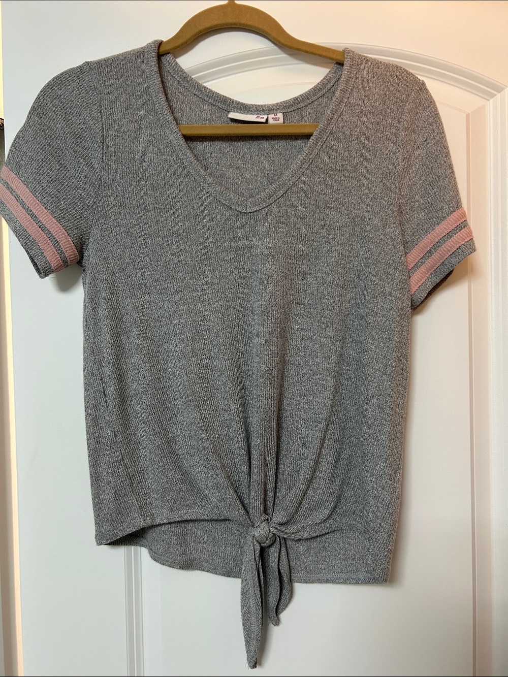 Women's Tie-Front V-Neck Top - Gray with Pink Trim